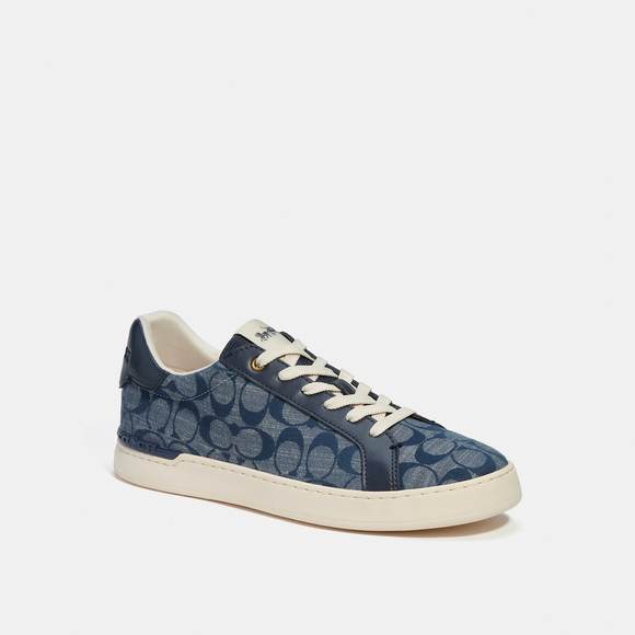 NWT Coach Outlet Clip Low Top Sneaker In Signature Chambray - Picture 1 of 6